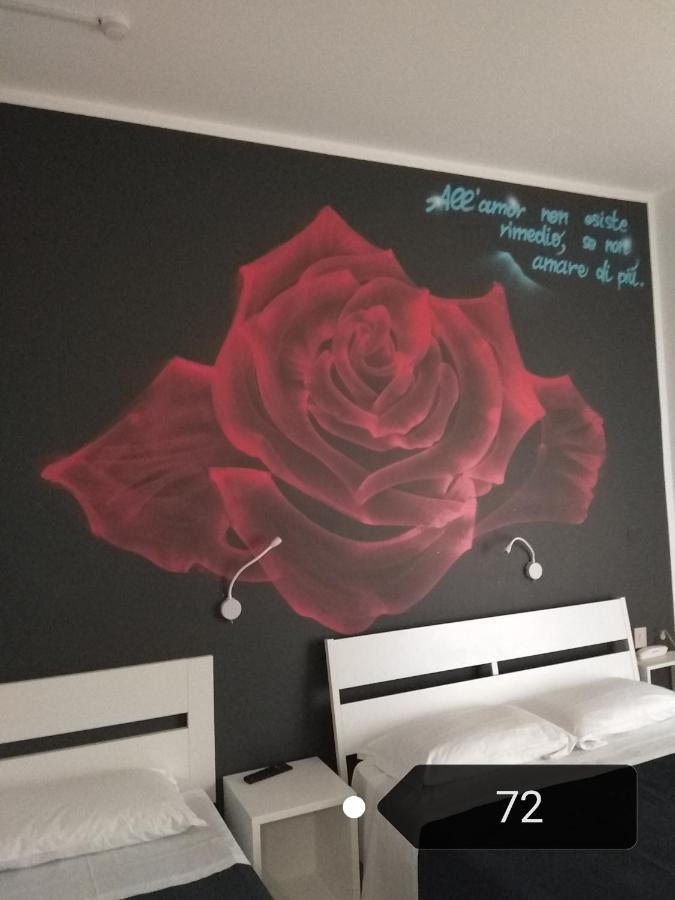 X Hotel Punta Marina Extérieur photo