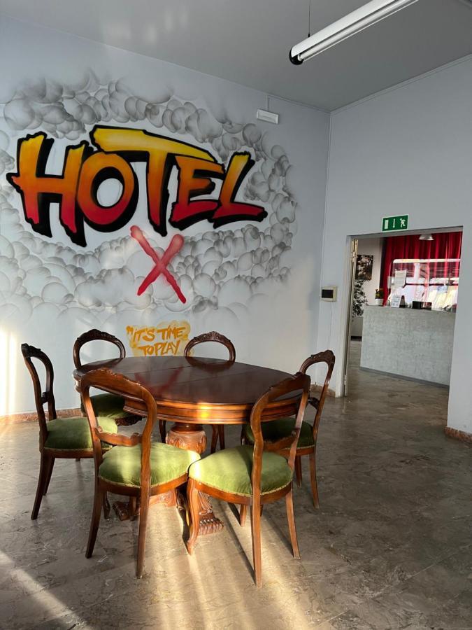 X Hotel Punta Marina Extérieur photo