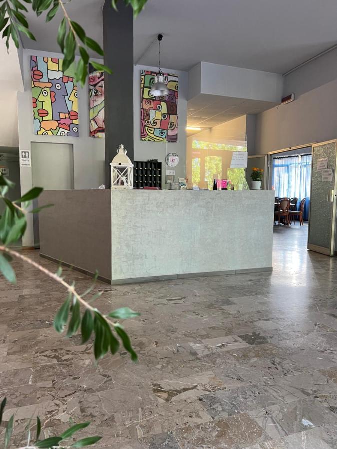 X Hotel Punta Marina Extérieur photo