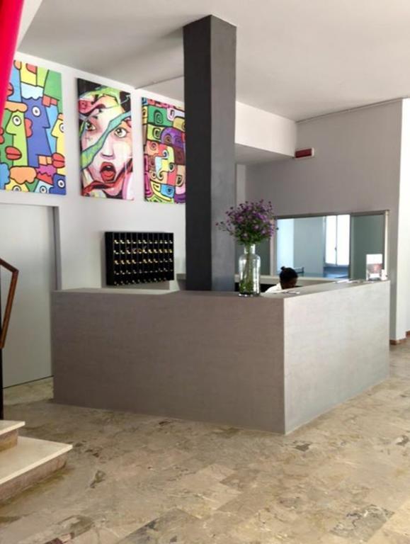 X Hotel Punta Marina Extérieur photo