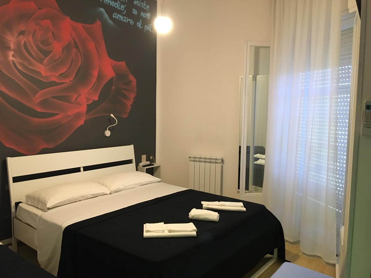 X Hotel Punta Marina Extérieur photo